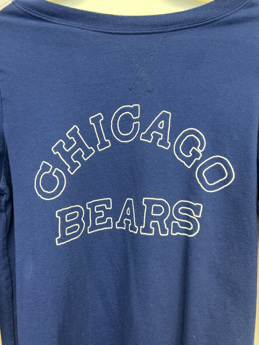 Chicago Bears Blue and White Sweatshirt Size Small - Picture 7 of 9